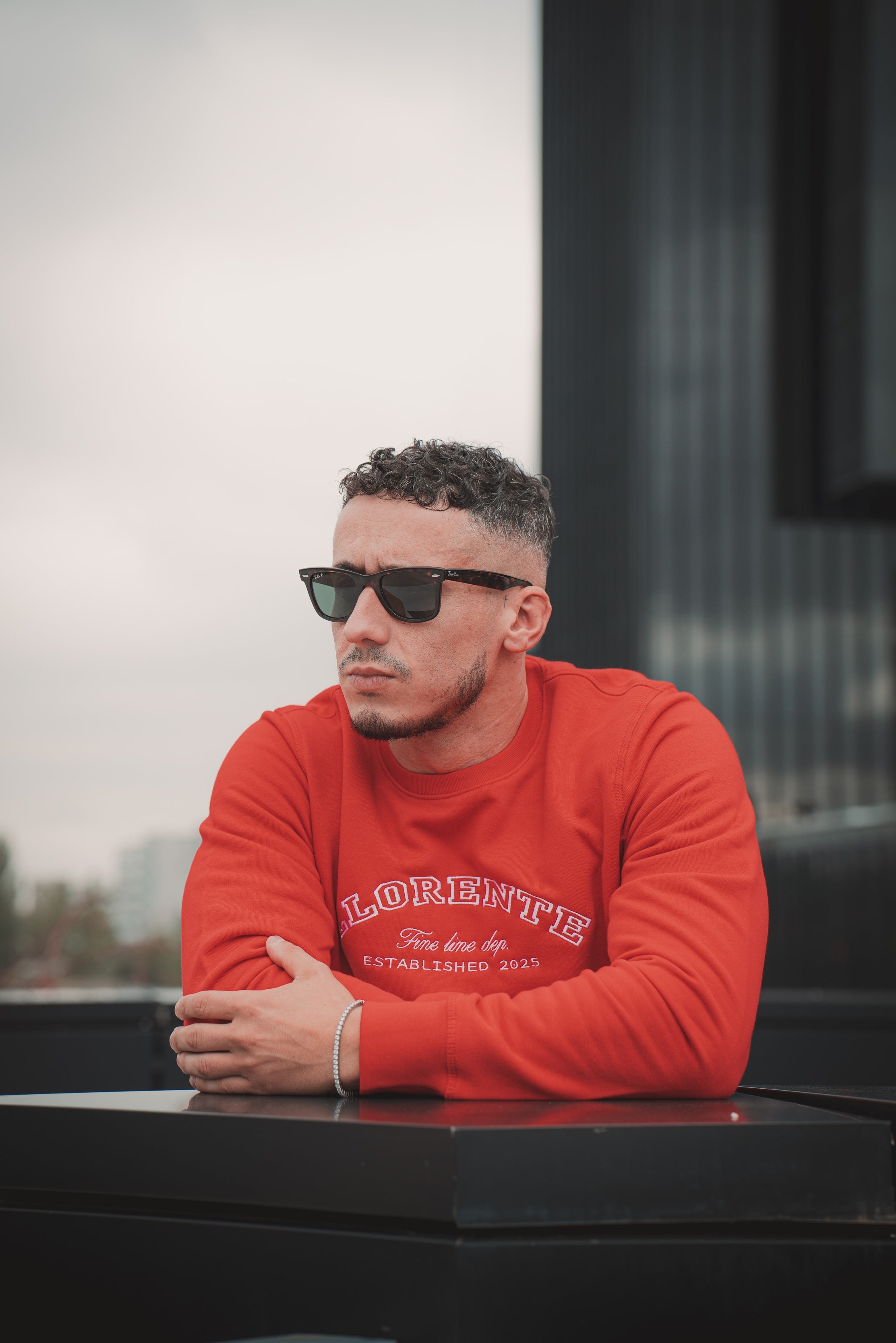 Sudadera Roja Fine-Line Dpto.